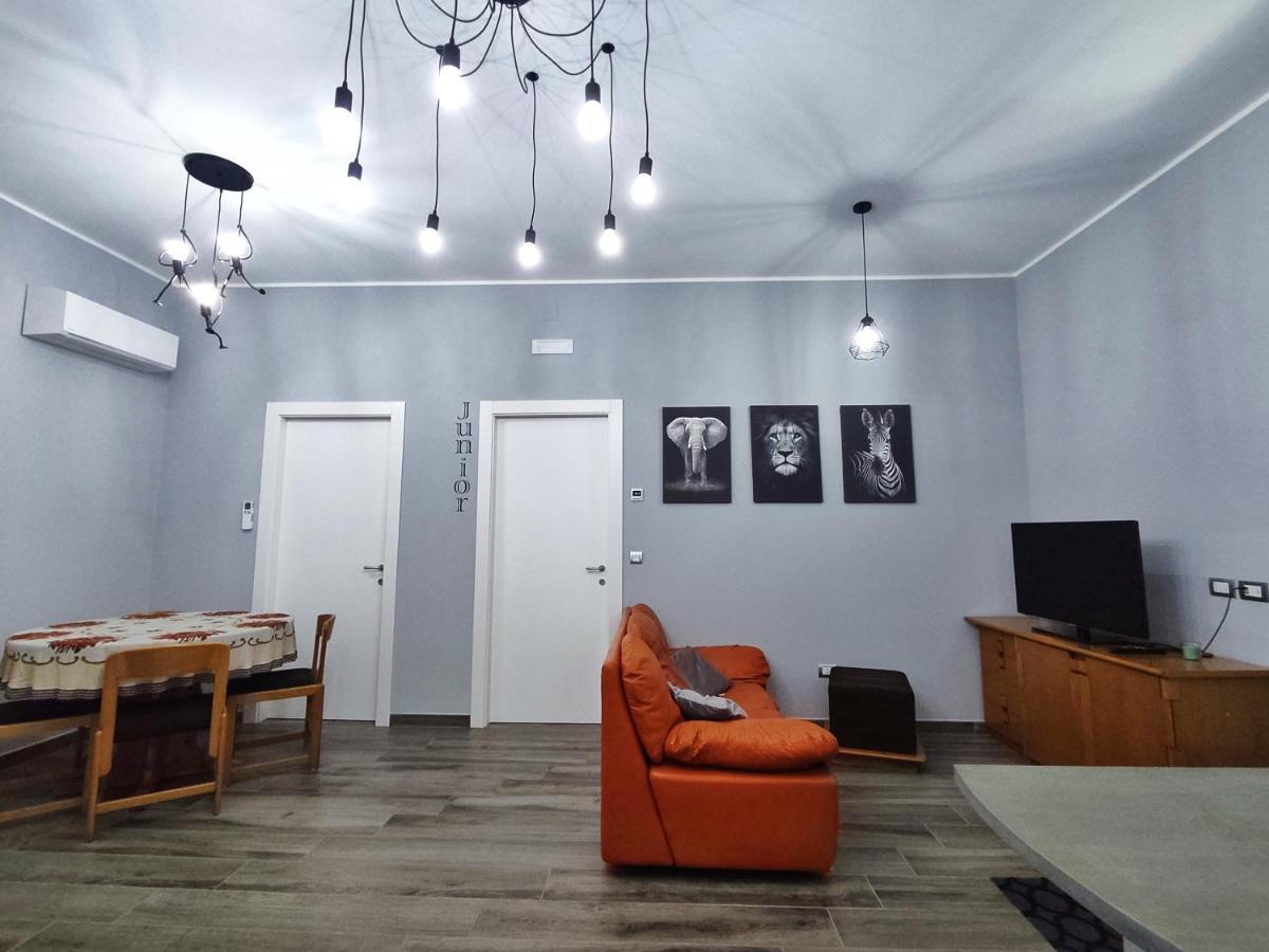 The Junior House - Casa Vacanza Lauria Inferiore Εξωτερικό φωτογραφία